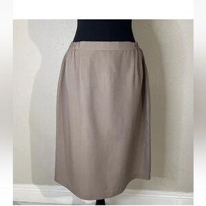 Rubby Skirts For Women’s Beige Size 16